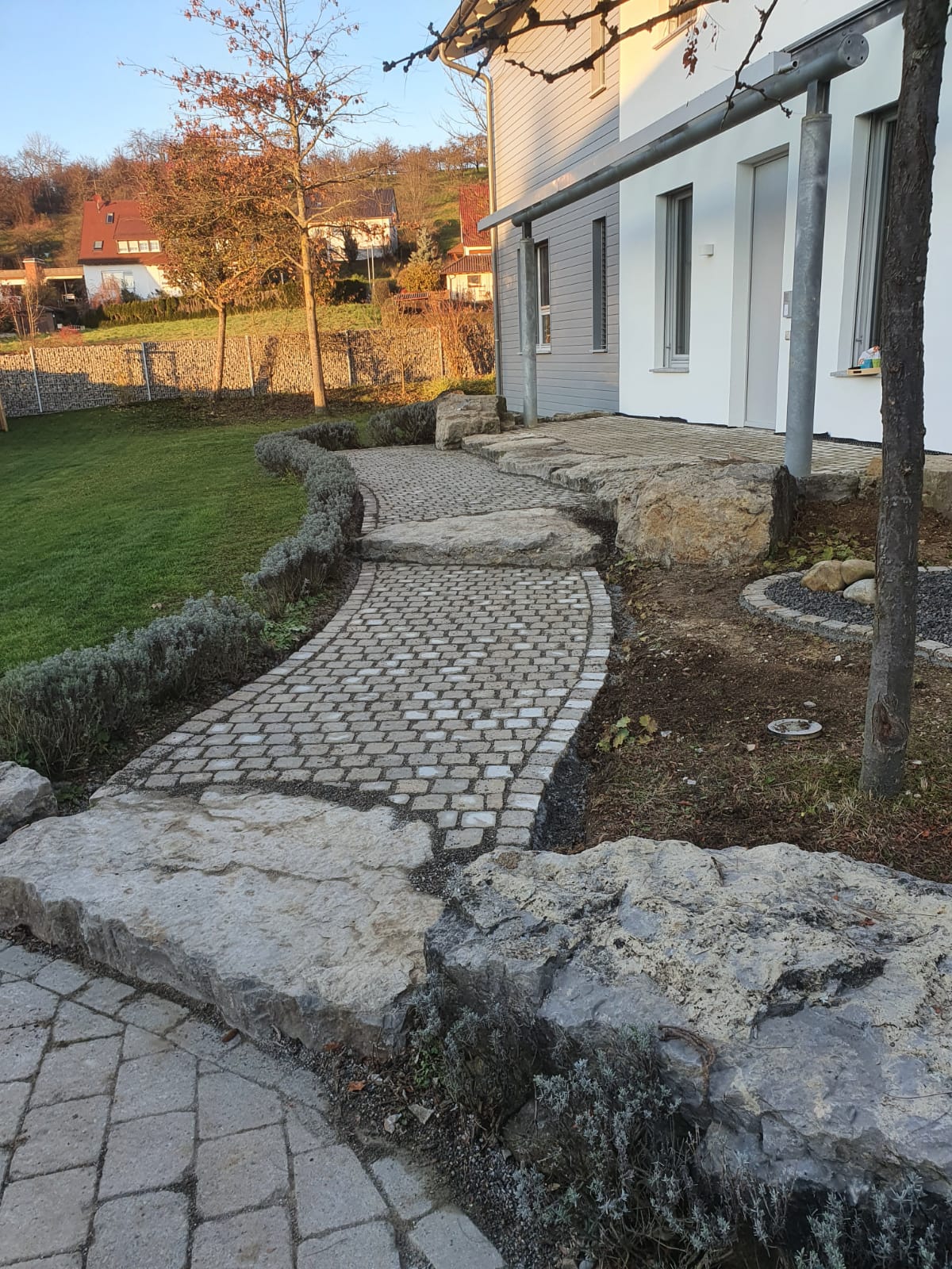 Zaunanlage und Gartenbau DEMAJ